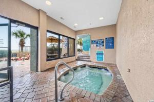 Compass Cove 256