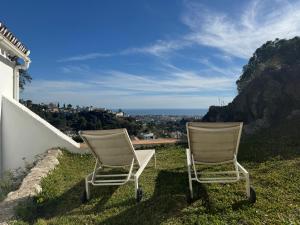 Casa Privada con Vistas Panorámicas al Mar y Montaña
