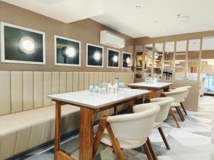 Hotel Maskan, Surat