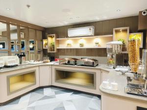 Hotel Maskan, Surat