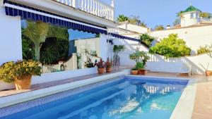 The Andalusian Retreat