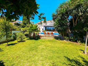 The Andalusian Retreat