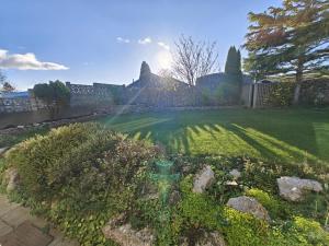 3 Bed in Baycliff oc-b34152