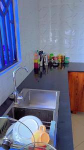 ANITHA EXECUTIVe LODGE