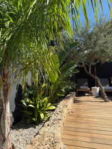 Hôtel Les Suites Du Maquis