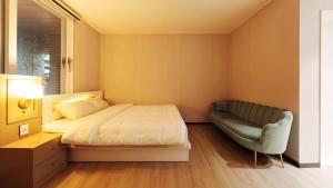 Gyeongju Sky Flower Astro Pool Villa