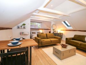 Red House Common View