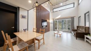 Yeonorang Park Pool Villa in Pohang