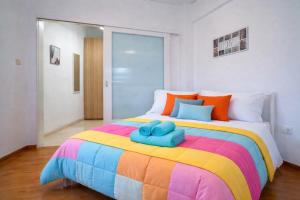 Xolargos Next to Metro Deluxe