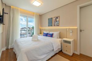 Amplo Quarto e Sala a 7 min a pé da Rua Coberta - Elegância & Conforto - Centro de Gramado