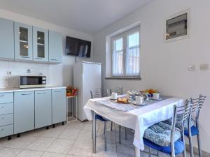 Apartment Teo-2 by Interhome