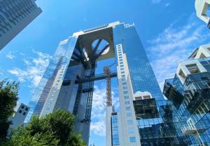 Station 2min walk 5min USJ 8min Namba