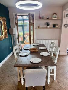 Scottish White House