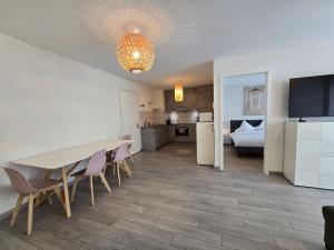 The Blackbird (Le Merle)