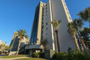 2301 Enclave Skyline condo Near Universal