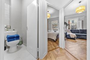 Cozy & Newly Renovated 1BR next to Angel station