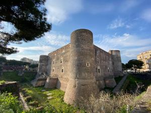 Suite with bathroom and private terrace in the center