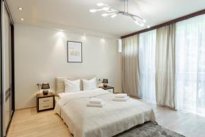 Golden Warsaw - One Bedroom Apartment 5