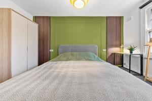 Modern & Newly renovated 1BR Apartment in Angel