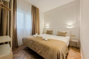 Four Petals Barcelona Boutique Apartments