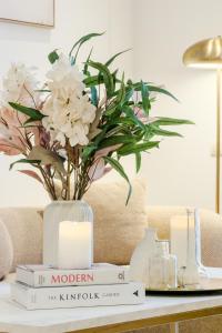 Four Petals Barcelona Boutique Apartments