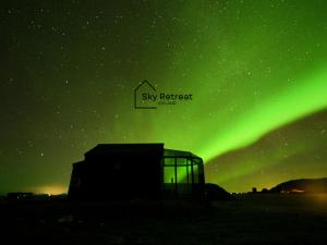 Aurora Glass Cabin II Private sauna and Jacuzzi