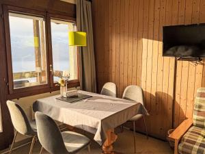 Apartment Platten by Interhome