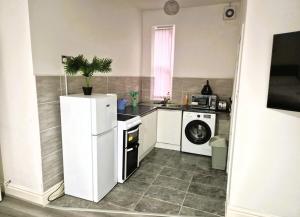 Spacious Stay Near City Centre & Etihad Stadium 1