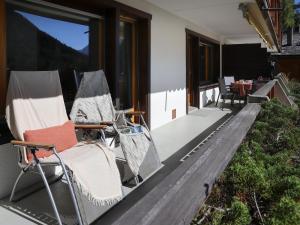 Apartment Parc C013 by Interhome