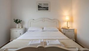 Ammos Blue Villa 2BR with Private Pool