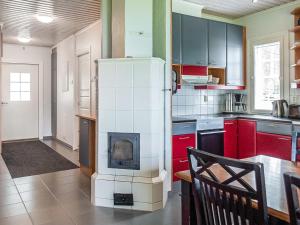 Holiday Home Hintrekki by Interhome