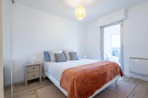 Appartement avec jardin piscine & garage