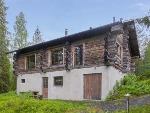 Holiday Home Muuttohaukka by Interhome