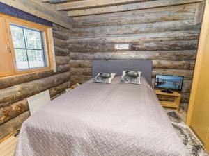 Holiday Home Muuttohaukka by Interhome