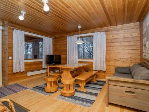 Holiday Home Viipusjärvi 10 by Interhome