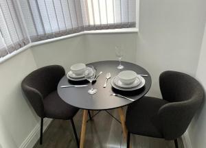 Spacious Stay Near MCR Town & Etihad Stadium 5
