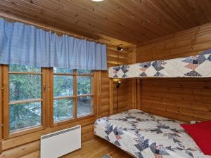 Holiday Home Varilan lomamajat nr1 by Interhome