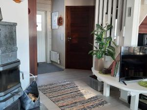 Holiday Home Loisteranta by Interhome