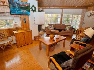 Holiday Home Valkeisrinne m1 by Interhome