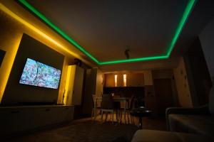 Marc Holiday Moonlight