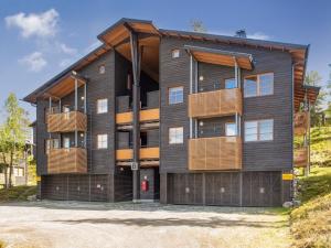 Holiday Home Karhunvartijan linna b16 by Interhome