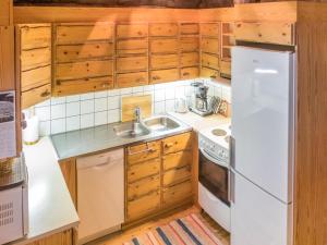 Holiday Home Mäntylä a-osa by Interhome