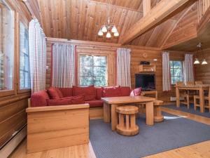 Holiday Home Uolevintie 39a by Interhome