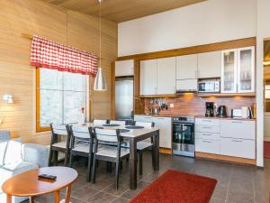 Holiday Home Länsirinne e 20 by Interhome