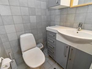 Holiday Home Karhunvartijan linna a4 by Interhome