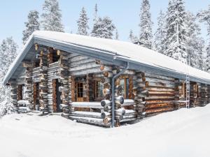 Holiday Home Kuusiruka 10 by Interhome
