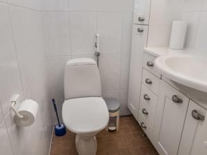 Holiday Home Karhunvartijan linna b14 by Interhome