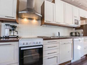 Holiday Home Vuosselinhovi f by Interhome