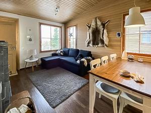 Holiday Home Länsirinne c 12 by Interhome
