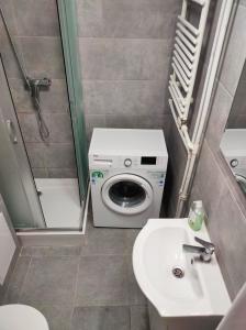 Złota Studio z widokiem na PKiN